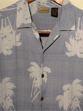 Axist Island Style Light Blue Shirt with Cream Palm Print 100% Silk